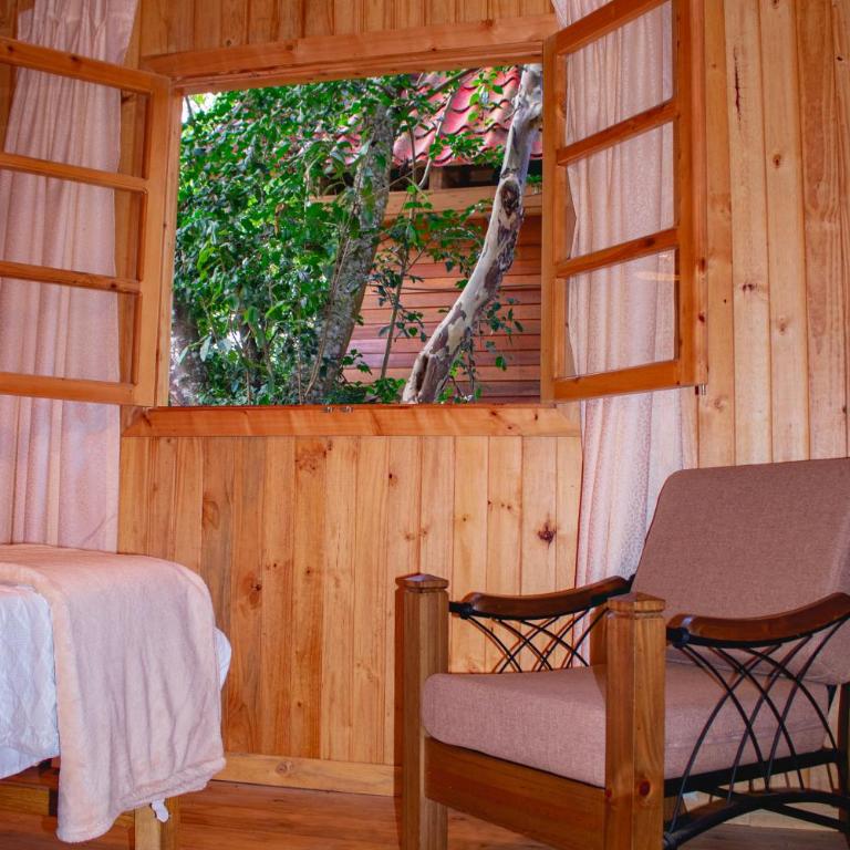 Palo Alto Lodge - Two-Bedroom Bungalow - 3