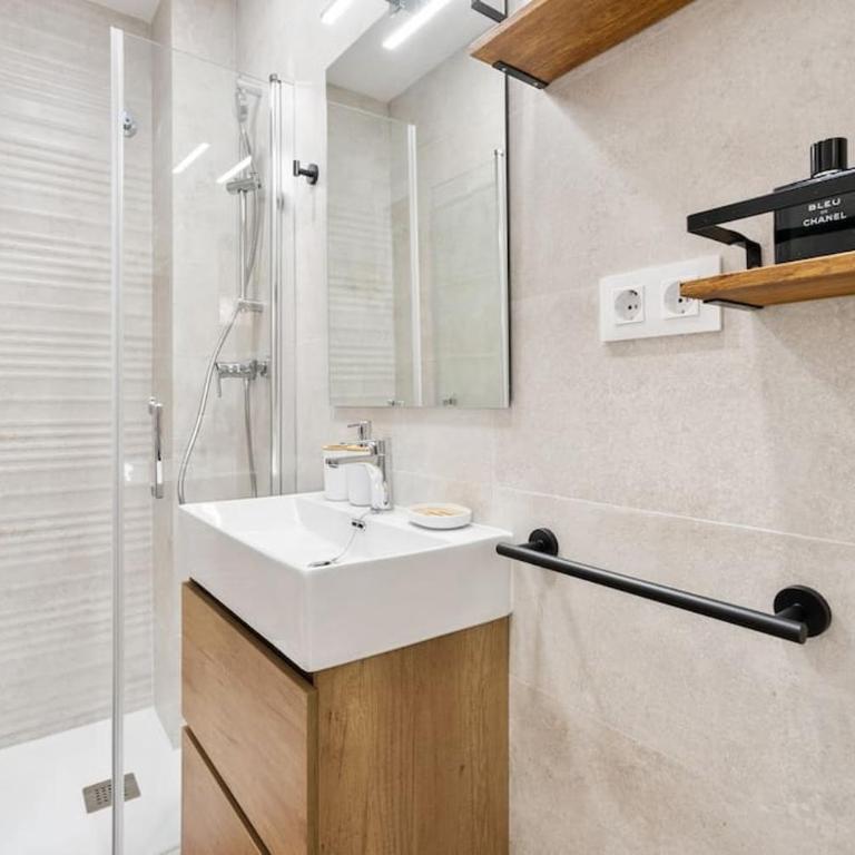 Lodging Apartments Almirall Beach 32 - One-Bedroom Apartment - 15
