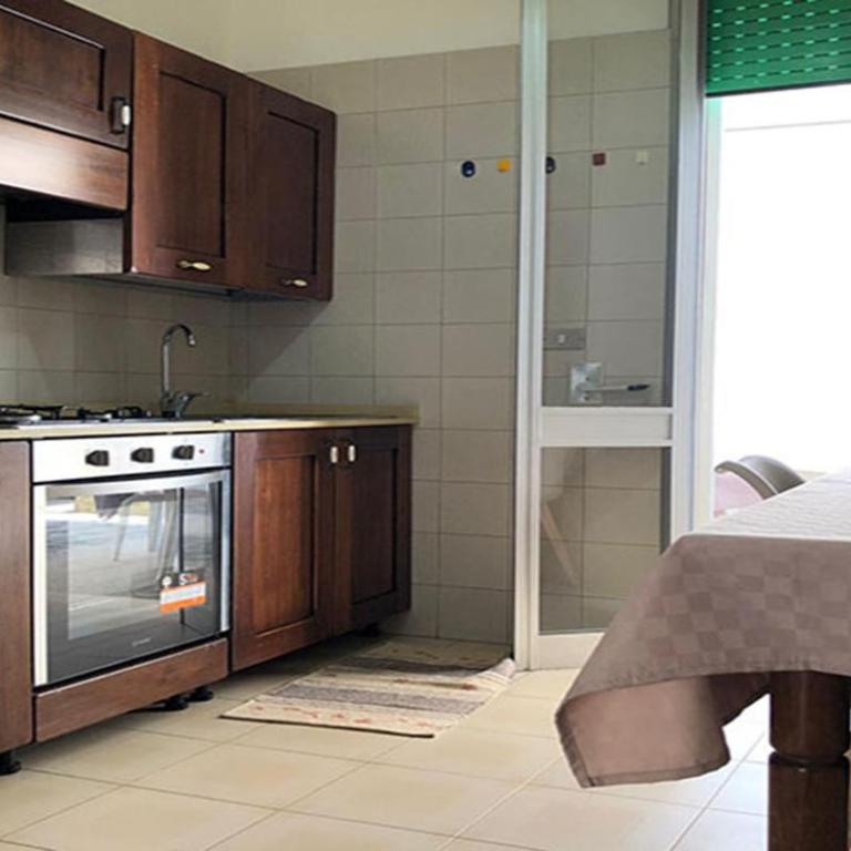 Odegos Residence Torre dell'Orso - Appartamento con 2 Camere da Letto e Vista Giardino - 10