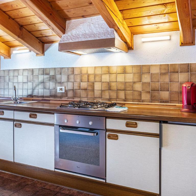 Sirena Carezza Apartments - One-Bedroom Apartment with View - 23
