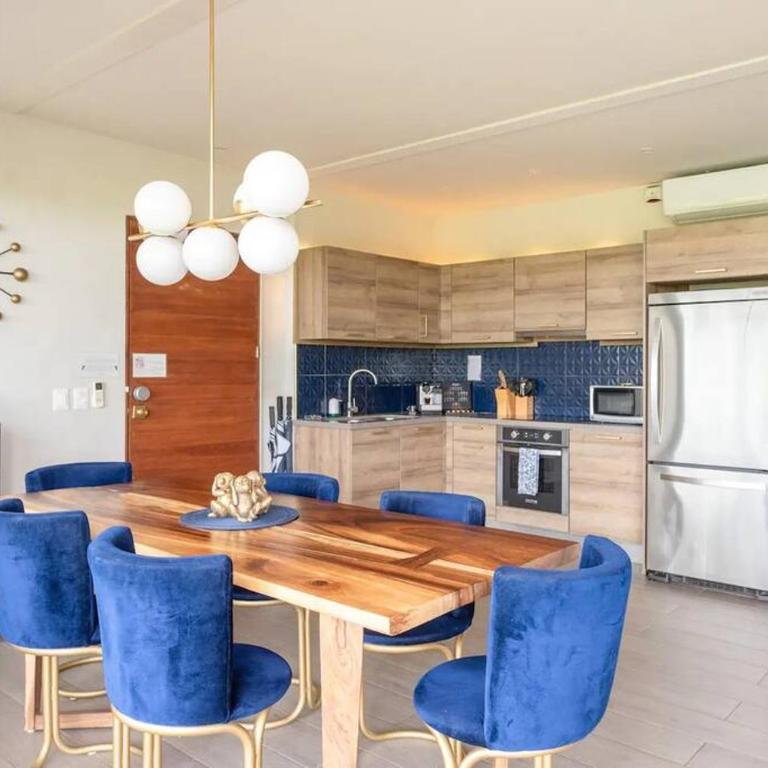 Designer Penthouse - Jungle Views, Bike to Beach - Apartamento de 2 dormitorios - 63