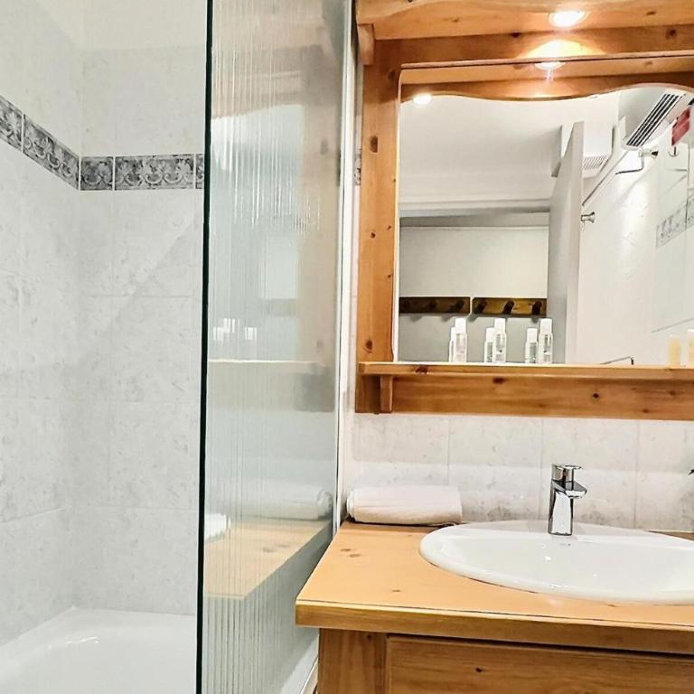 Résidence Le Savoy - Appartement 2 pièces 4 personnes à Tignes proche des commerces et des pistes dans le quartier du Lavachet. Appartement avec un g MAE-1966 - Appartamento - 10