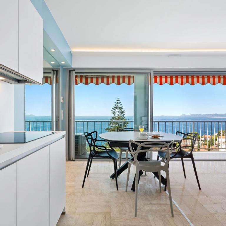Balcon sur la Méditerranée - Appartement - Vue sur Mer - 13