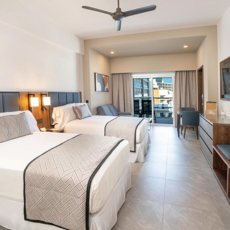 Riu Palace Kukulkan - Adults Only - All Inclusive - Junior Suite Partial Ocean View - 2