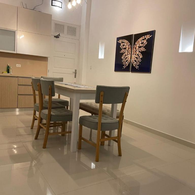 HERMOSOS APARTAMENTOS EN La CIUDAD VIEJA - Apartamento de 2 dormitorios - 3