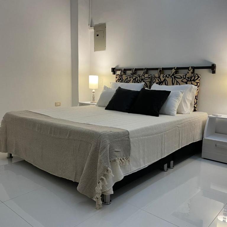 HERMOSOS APARTAMENTOS EN La CIUDAD VIEJA - Apartamento de 2 dormitorios - 6