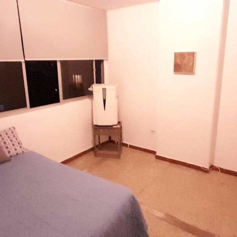 Moderno y Bonito Apto en Sebucan, Caracas - Two-Bedroom Apartment - 12