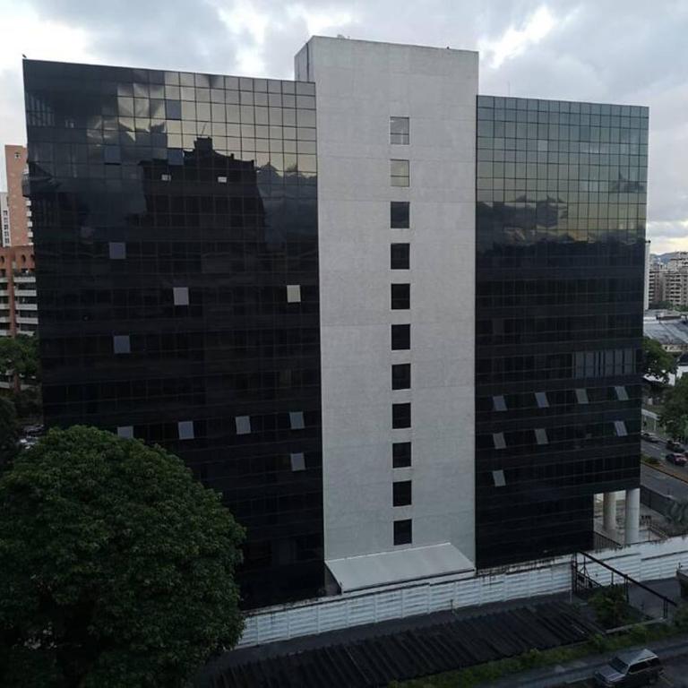 Moderno y Bonito Apto en Sebucan, Caracas - Two-Bedroom Apartment - 21