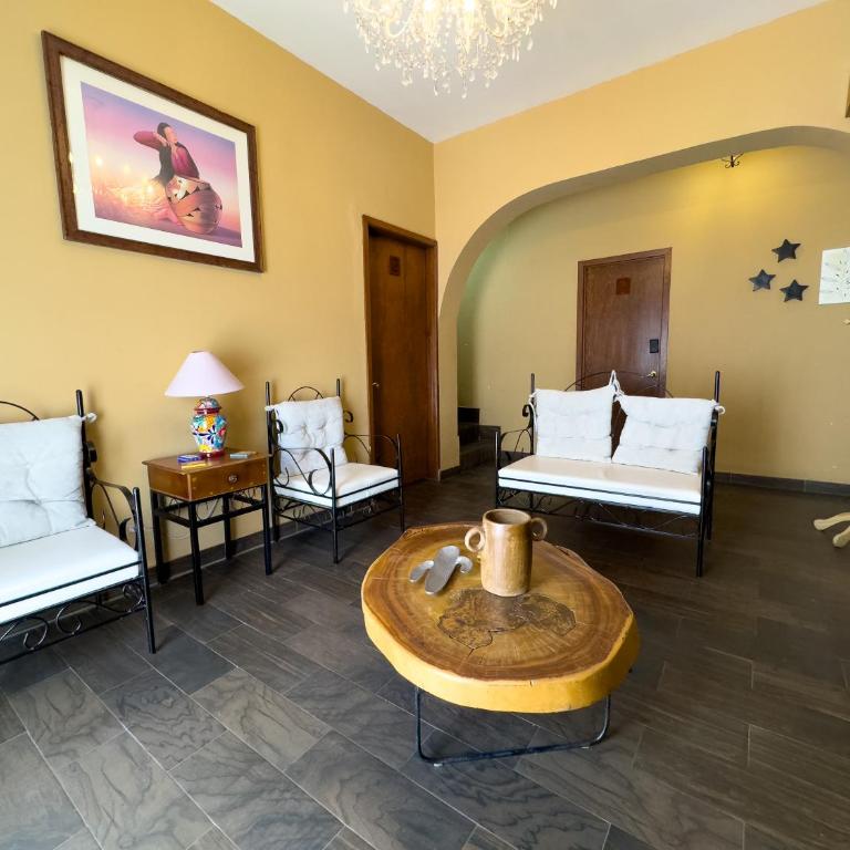 Vista Reforma - Double Room with Balcony - 1