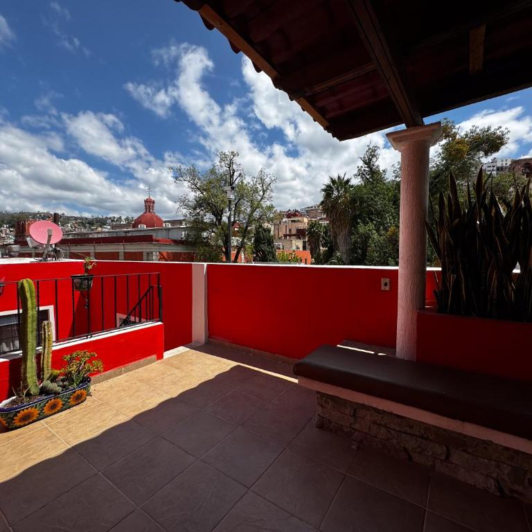 Vista Reforma - Double Room with Balcony - 16