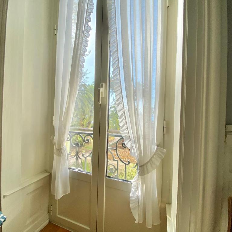'Le Regina', Vue Mer, Plein Centre, Unique - Appartement 2 Chambres - 4