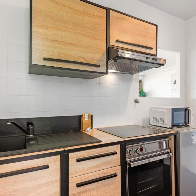 "La Cuse" Vue Mer Imprenable, Calme, Parking - Appartement 1 Chambre - 14