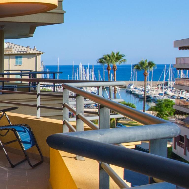 Cocon vu sur le port de menton - Appartement 1 Chambre - 1
