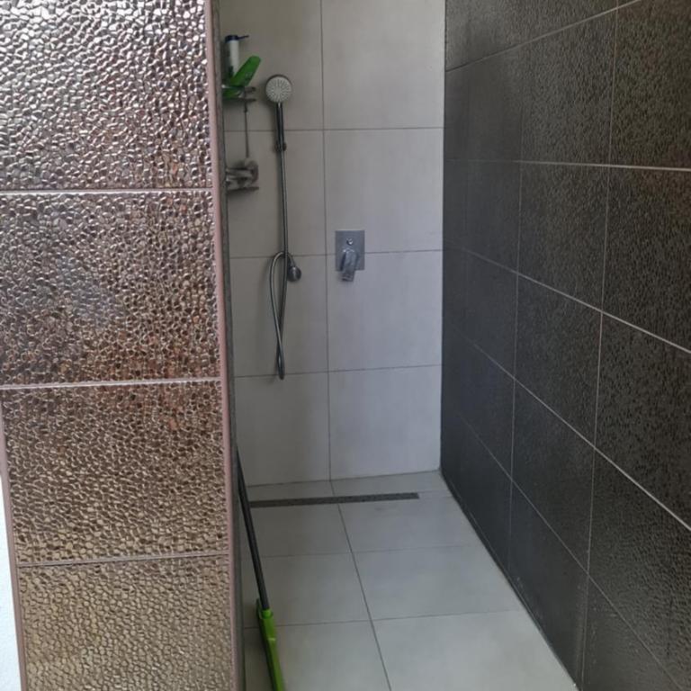 AMAyA 1 - Apartman sa 3 Spavaće Sobe i Balkonom - 9