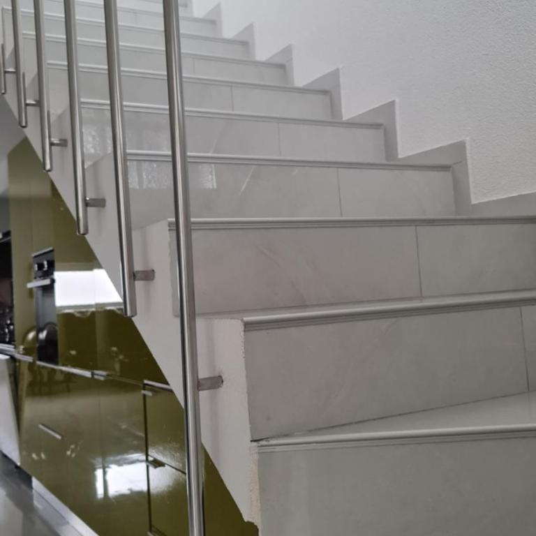 AMAyA 1 - Apartman sa 3 Spavaće Sobe i Balkonom - 11
