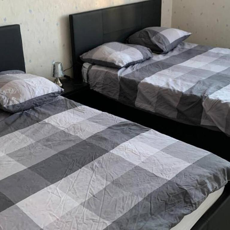 Reims centre-ville -au1er étage avec 2 chambres - 6 personnes - Appartamento con 2 Camere da Letto - 75