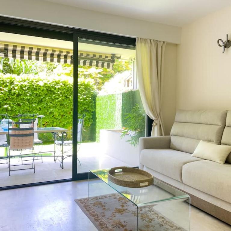 Cocon paradisiaque avec piscine, terrasse, jardin au calme absolu - Appartement 1 Chambre - 19