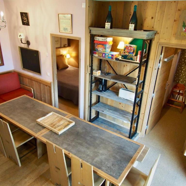 RisoulSki Antarès - Piscine et Sauna - Appartement 001 - 7 à 11 Personnes - Rez-de-Chaussée - 44 m² - 2 Chambres - Vue sur Montagne - 2