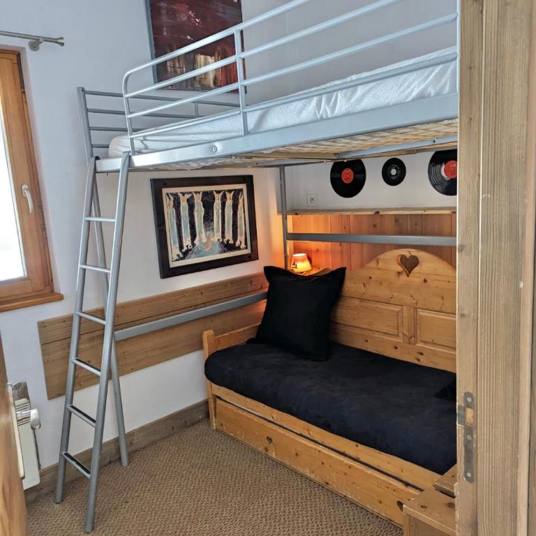 RisoulSki Antarès - Piscine et Sauna - Appartement 001 - 7 à 11 Personnes - Rez-de-Chaussée - 44 m² - 2 Chambres - Vue sur Montagne - 23