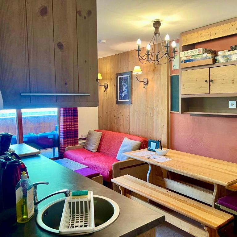 RisoulSki Antarès - Piscine et Sauna - Appartement 410 - 5 à 7 Personnes - 4e Étage - 34 m² - 1 Chambre - Vue sur Rue - 6