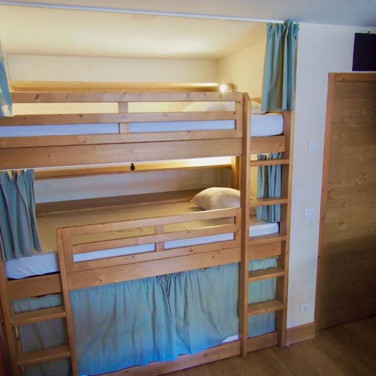 RisoulSki Antarès - Piscine et Sauna - Appartement 410 - 5 à 7 Personnes - 4e Étage - 34 m² - 1 Chambre - Vue sur Rue - 7