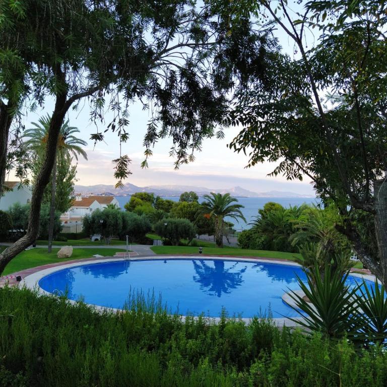 Gran Vista - Two-Bedroom Apartment with Balcony and Terrace - 2