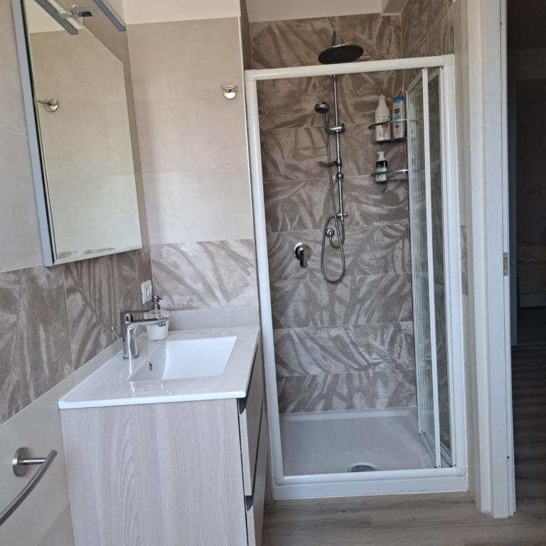 Le tue vacanze a Roma-2 bagni-nuovo apt - Appartamento con 2 Camere da Letto - 17