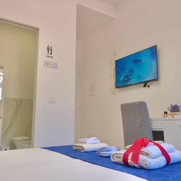98 House -No elevator in the city center - Double Room with Private Bathroom - 2