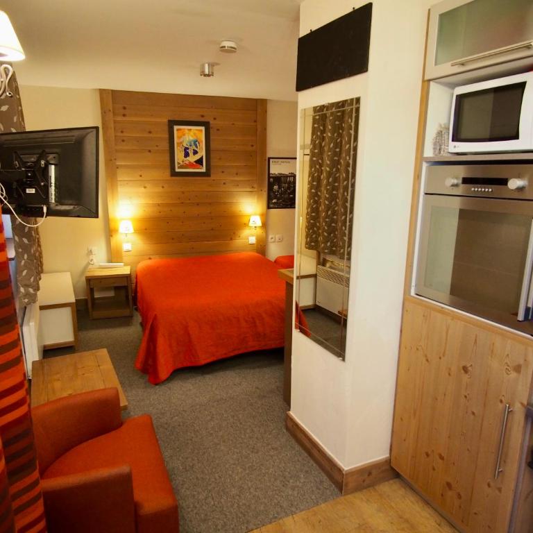 RisoulSki Antarès - Piscine et Sauna - Studio 407 - 2 à 3 Personnes - 4e Étage - 28 m² - Vue sur Montagne - 2