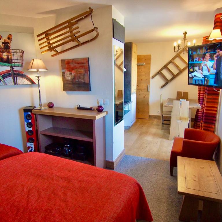 RisoulSki Antarès - Piscine et Sauna - Studio 407 - 2 à 3 Personnes - 4e Étage - 28 m² - Vue sur Montagne - 3