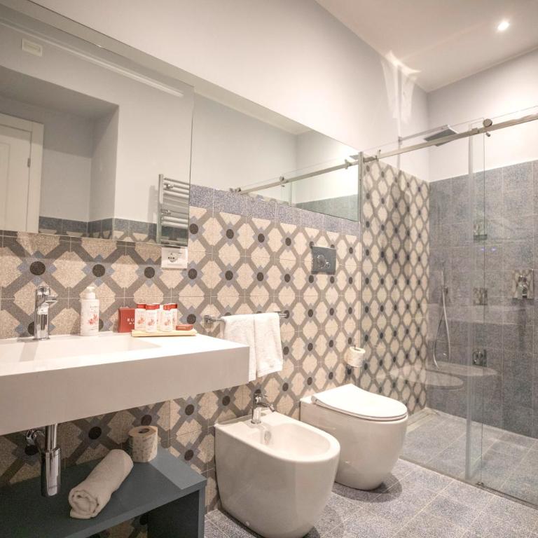 Lanterne Magiche Ortigia Suites - Camera Matrimoniale con Bagno Privato - 4