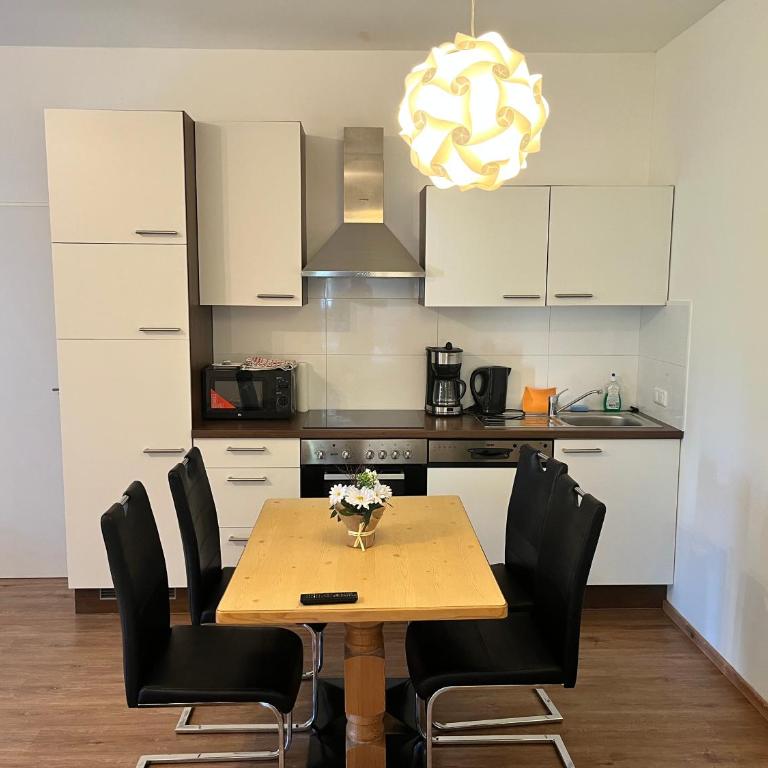 Sunside Apartments - Apartment mit 1 Schlafzimmer und Gartenblick - 19
