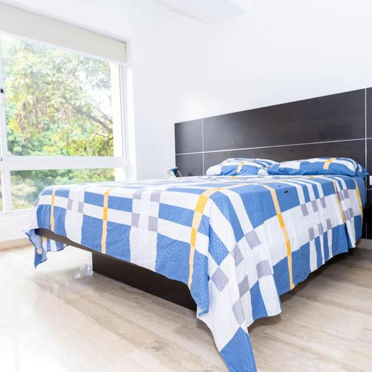 La mejor ubicación en El Rosal - Apartamento de 1 dormitorio - 11