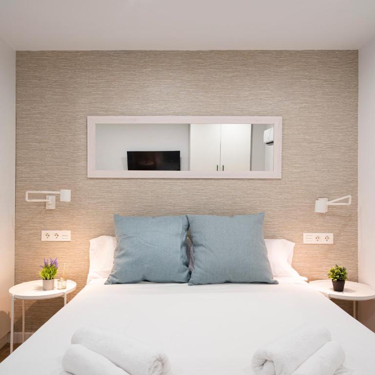 Estudio Deluxe en Jardines del Triunfo - Granada - One-Bedroom Apartment - 1