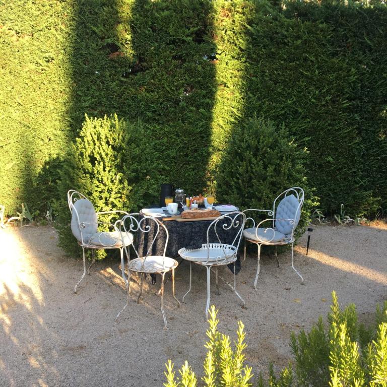 B&B Julie Le Jardin - Chambre Double - Vue sur Jardin - 18