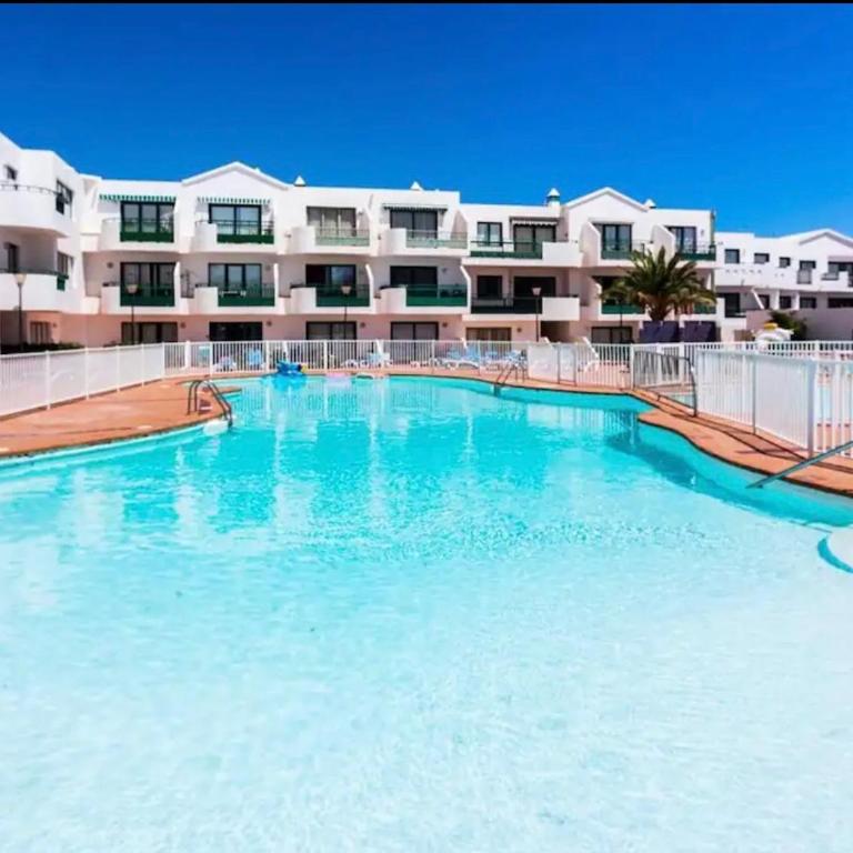 Ground floor apartment with pool, next to the beach - Two-Bedroom Apartment - 35