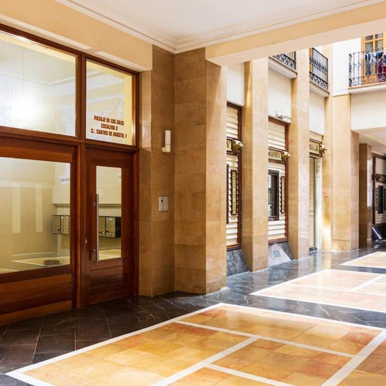 Pasaje de los Giles CON GARAJE INCLUIDO - Three-Bedroom Apartment - 35
