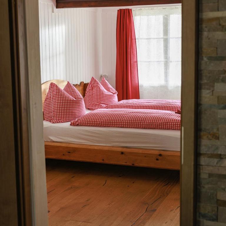 Charming Alpine Retreat by Apartments Capricorn - Apartment mit 2 Schlafzimmern - 5
