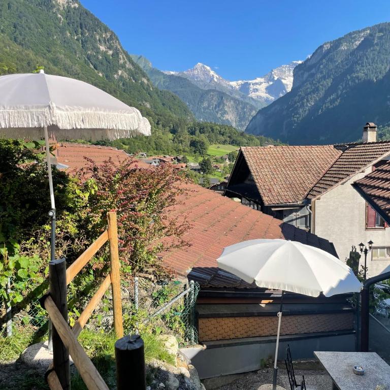 Charming Alpine Retreat by Apartments Capricorn - Apartment mit 2 Schlafzimmern - 56