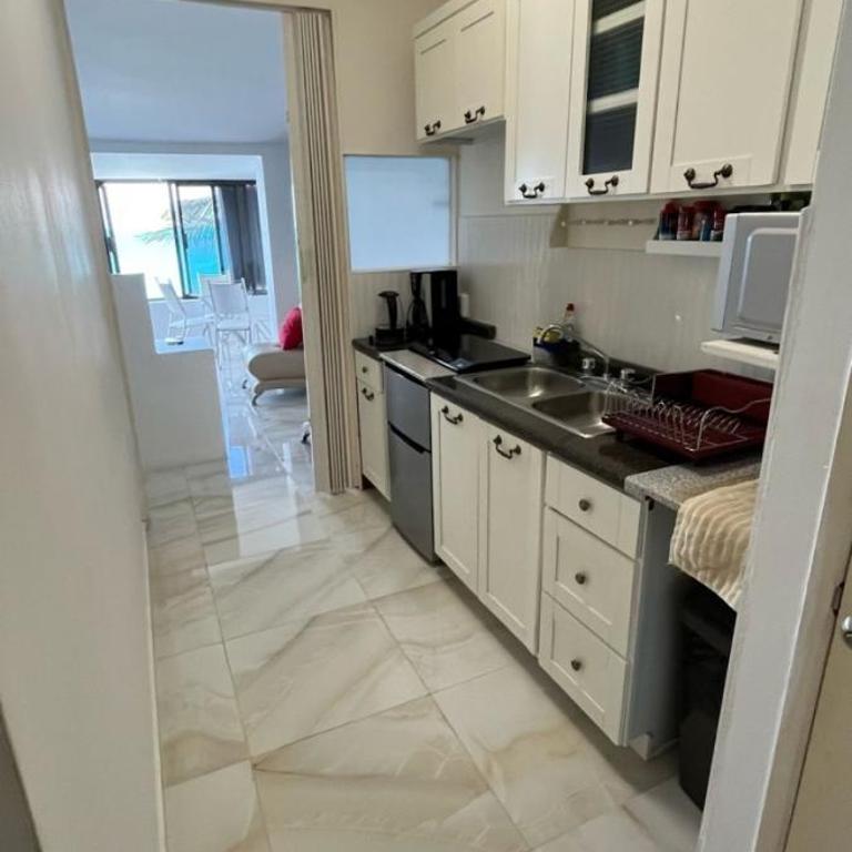 beach front apartment hotel zone - Two-Bedroom Apartment - 5
