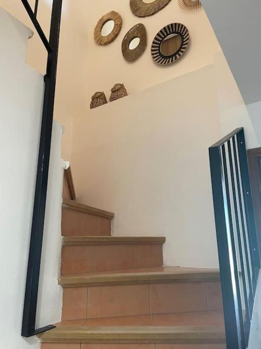 Domaine des Lions - Gîte en duplex confortable pour 4p vue vignes avec terrasse - Casa de 2 dormitorios - 18