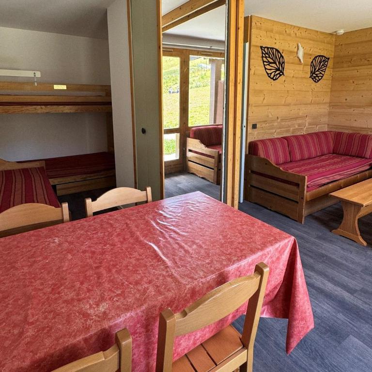 Studio fonctionnel · Accès pistes · Terrasse · WIFI - Studio - 1
