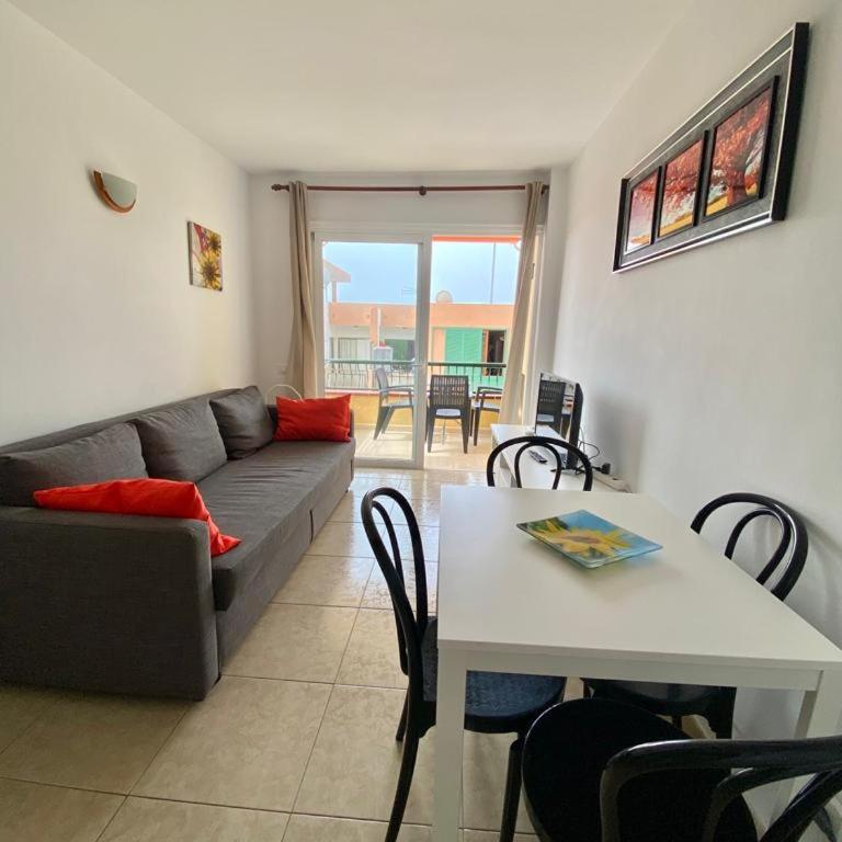 Stay few meters to Las Vistas Beach. Free Wifi. - Apartamento de 1 dormitorio - 5