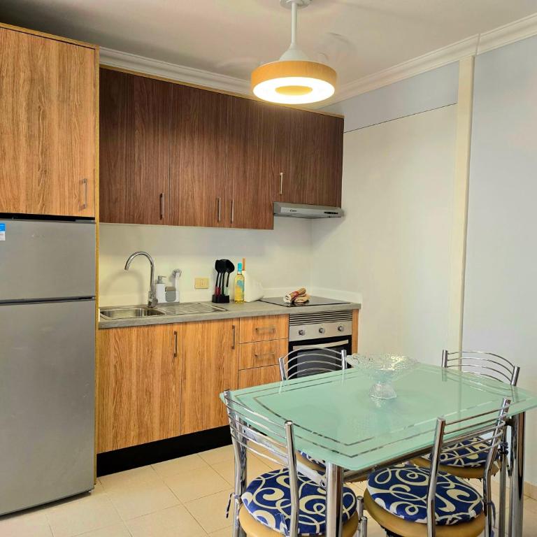 Sunset Ocean Views Playa la Arena - Two-Bedroom Apartment - 19