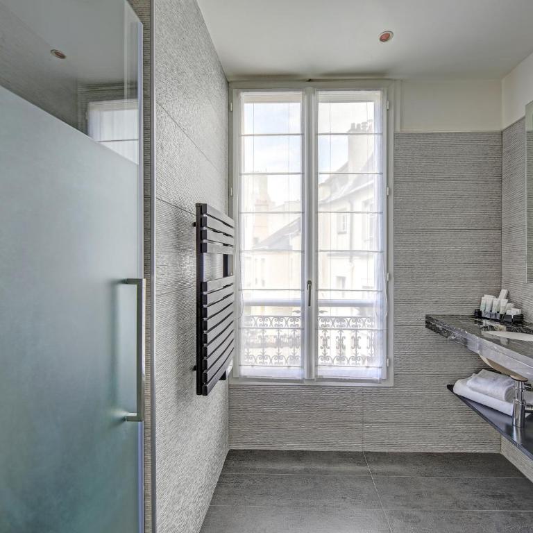Chalgrin Boutique Hotel - Suite Junior avec Balcon - 8