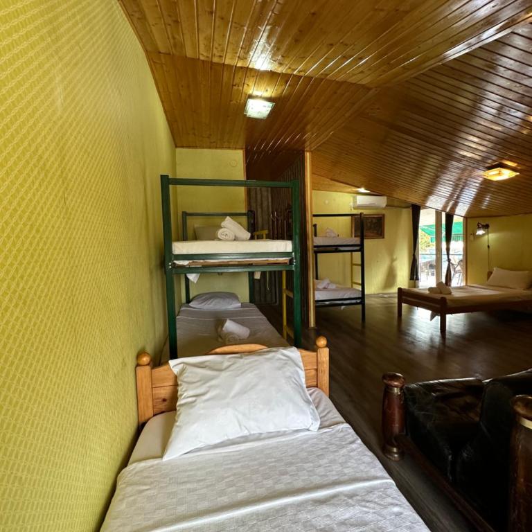 Hotel Odelia - Porodična Soba sa Terasom - 7