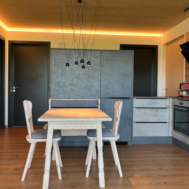 stilvolle Auszeit mit Aussicht - Appartement 2 Chambres avec Vue - 2