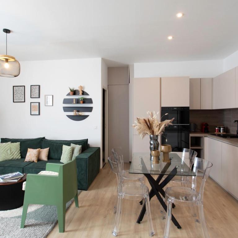 L52 Staywizus - 2BDR Massena central, 2 min from the beach AC - Appartement 1 Chambre - 32