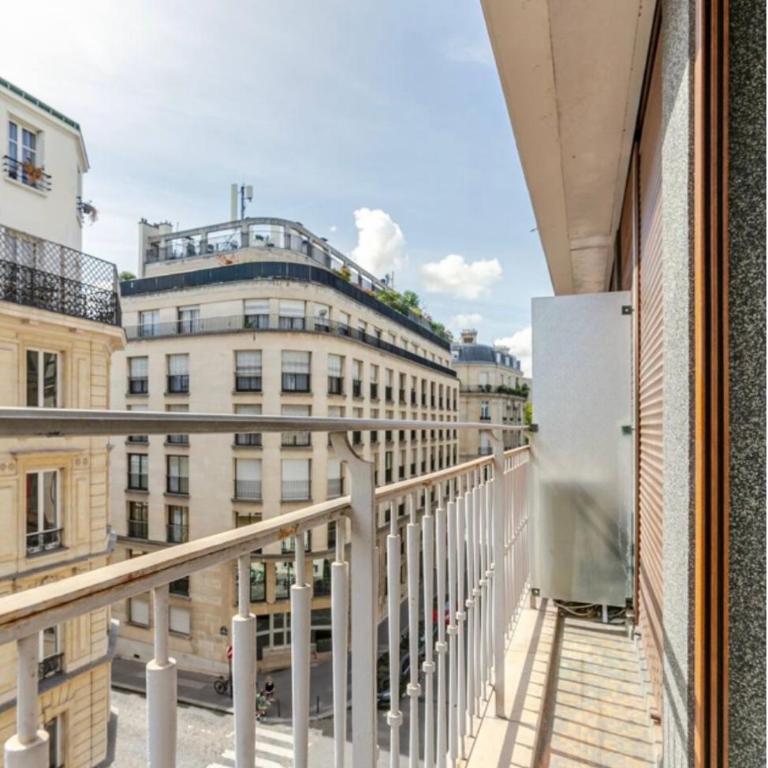 Studio Élysées - Appartement 1 Chambre - 18