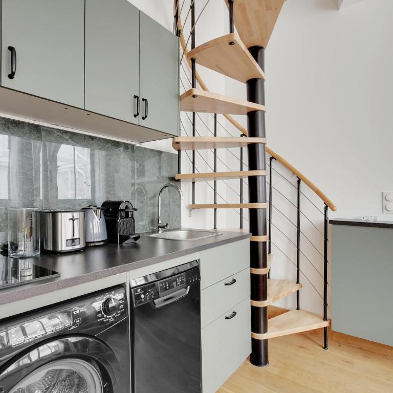Pick A Flat's Apartments in Montmartre - Rue des Cottages - Appartement 2 Chambres - 6